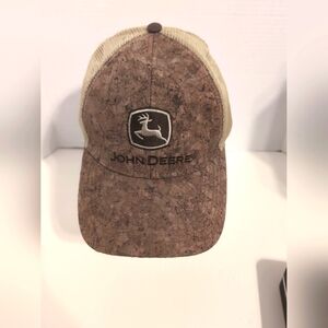 John Deere Men's Snap-Back Adjustable Hat